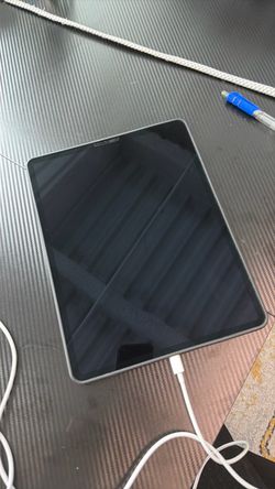 iPad Pro 12.9 inch 5th Gen