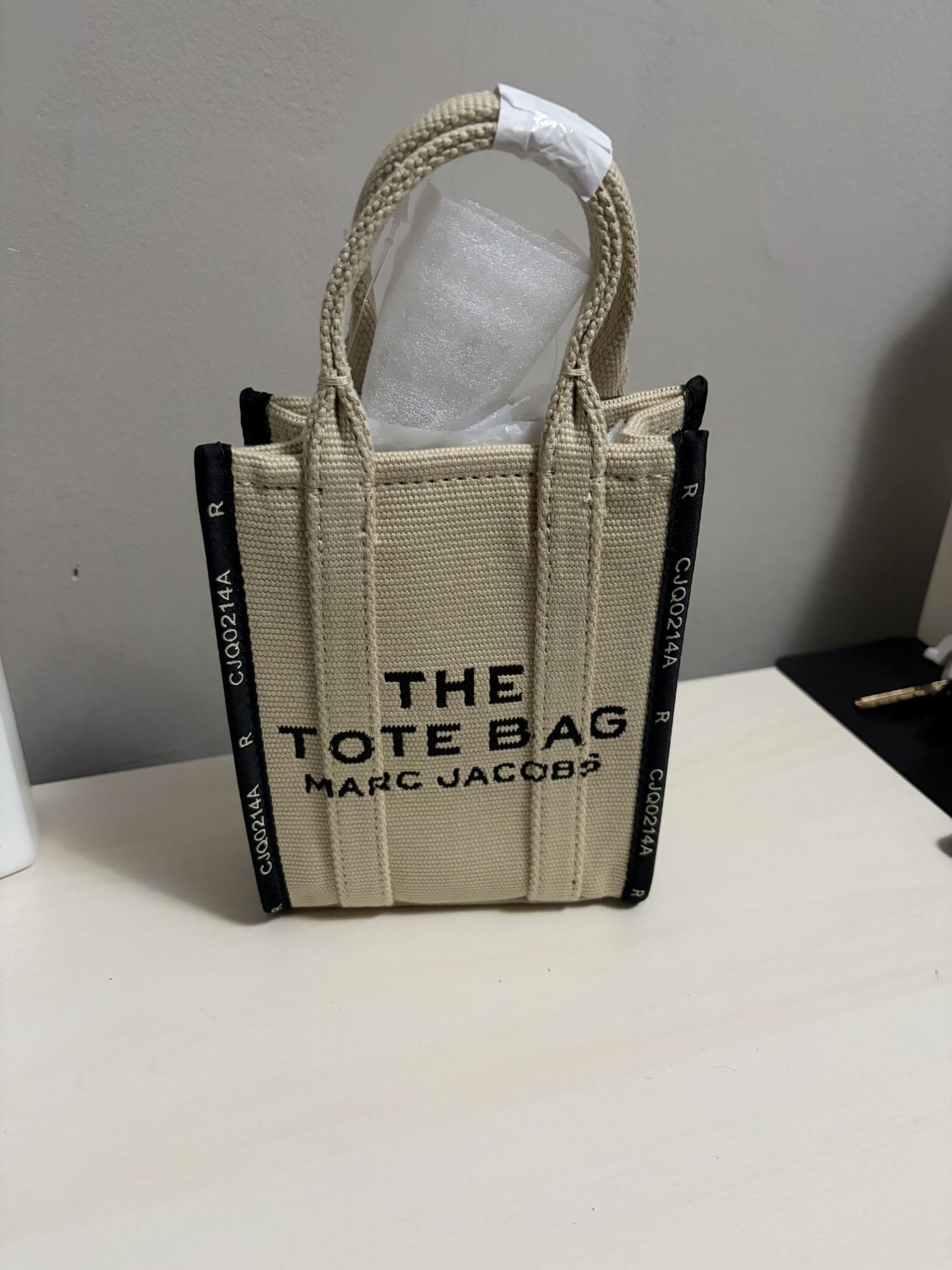 Marc Jacobs The Phone Tote Bag