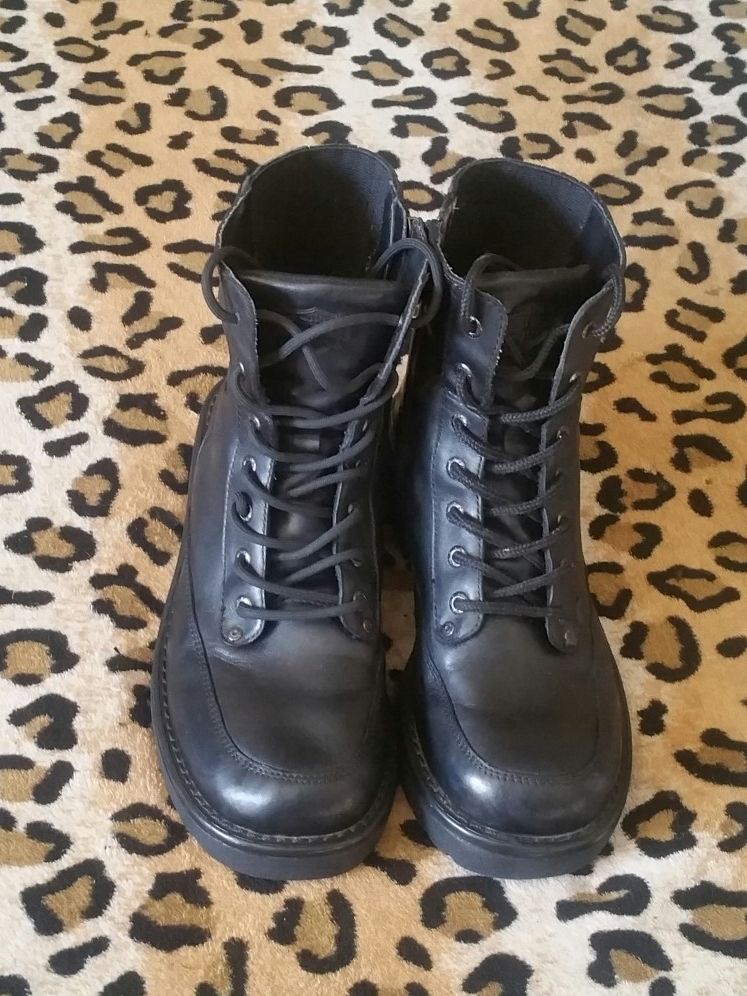HARLEY DAVIDSON BOOTS.