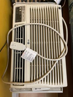 LG Air conditioner Window AC 8000 btu