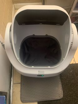 The Cumridge model CH-ICB020 Automatic self cleaning litter box.