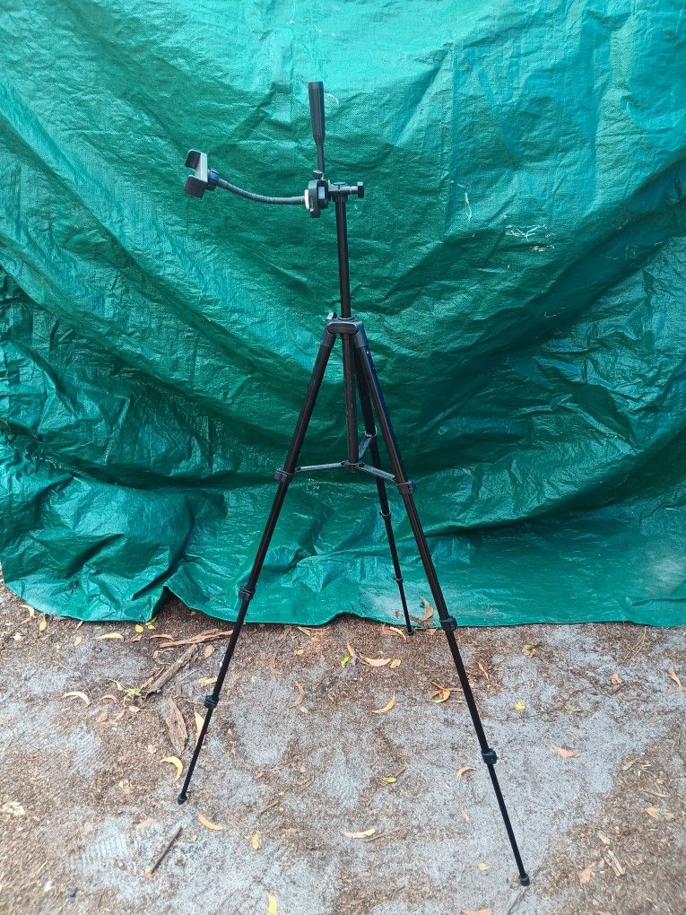 Phone camera holder