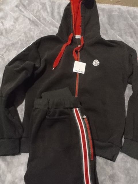 Moncler Sweat Suit