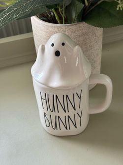 Rae Dunn White Ceramic "HUNNY BUNNY" Mug with Ghost Lid