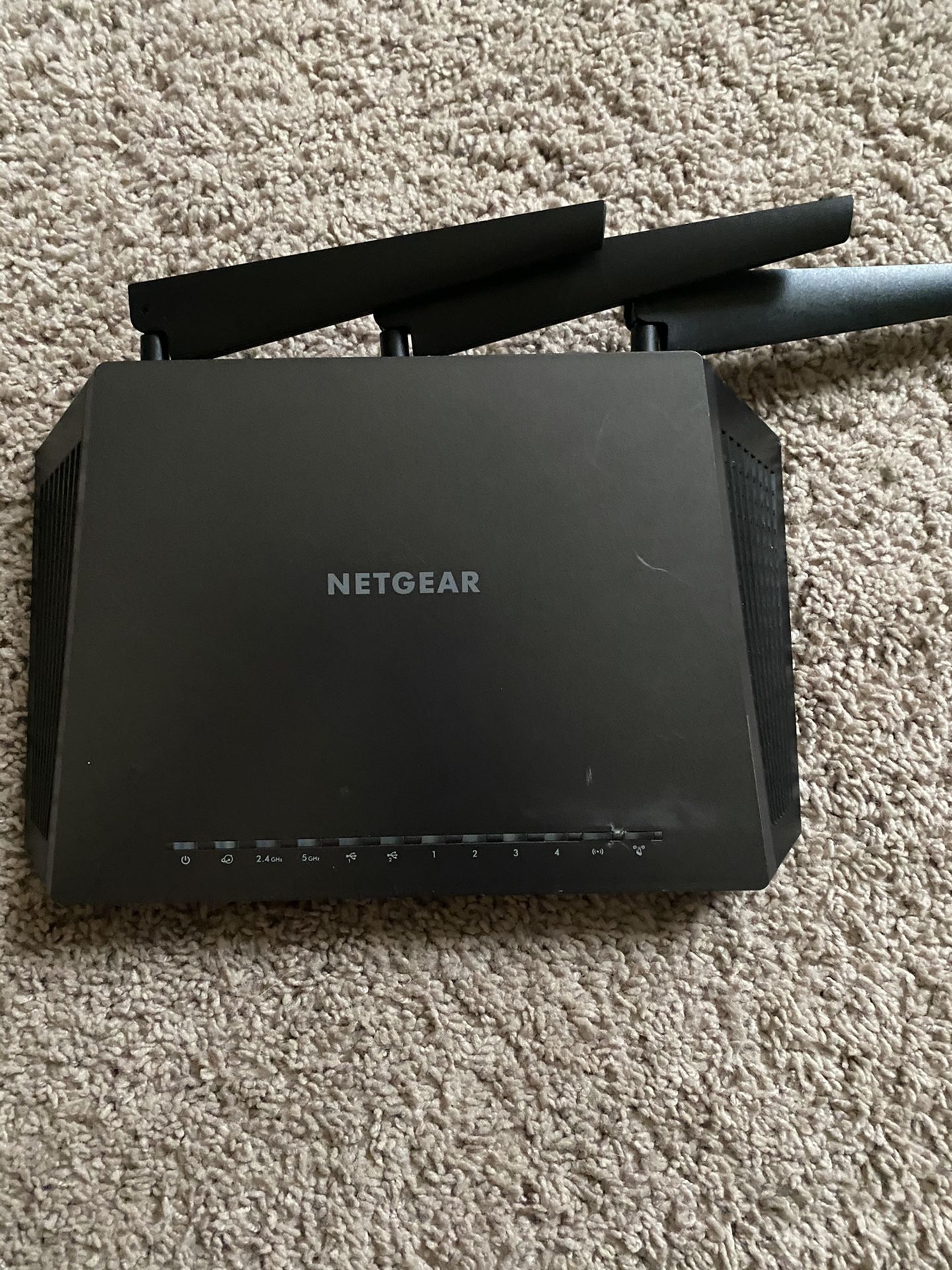 NetGear NightHawk R7000 WiFi Router