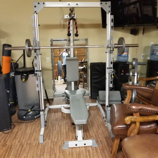 REDUCED PRICE Smith hoist stand up HF 980 for Sale in San Antonio, TX