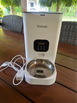 Automatic Pet Feeder