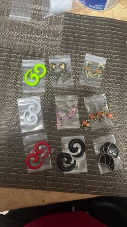earrings