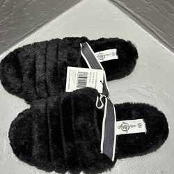 Fuzzy slippers