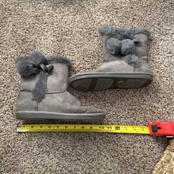 Gray Justice Women’s/Girls Fur Boots Size 7
