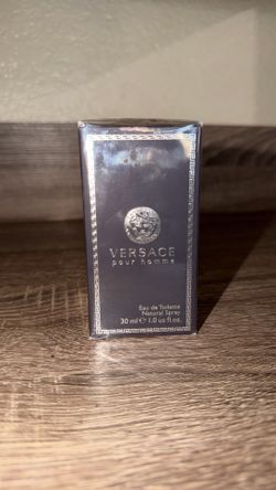Versace Pour Homme Eau de Toilette cologne