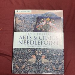 Arts and Crafts Needlepoint: 25 Needlepoint Projects by Russell, Beth Hardback
