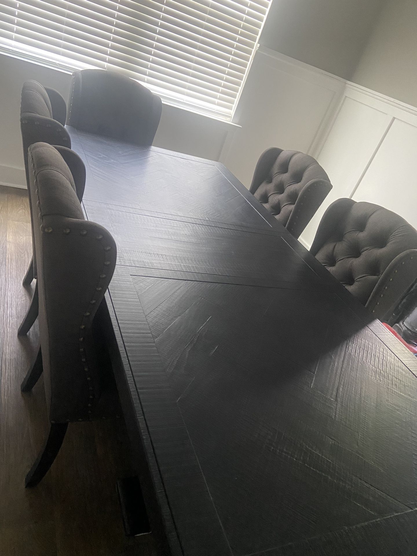 Dinning Room Chairs and Six Chairs