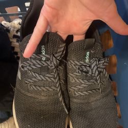 Women’s Adidas Size 9