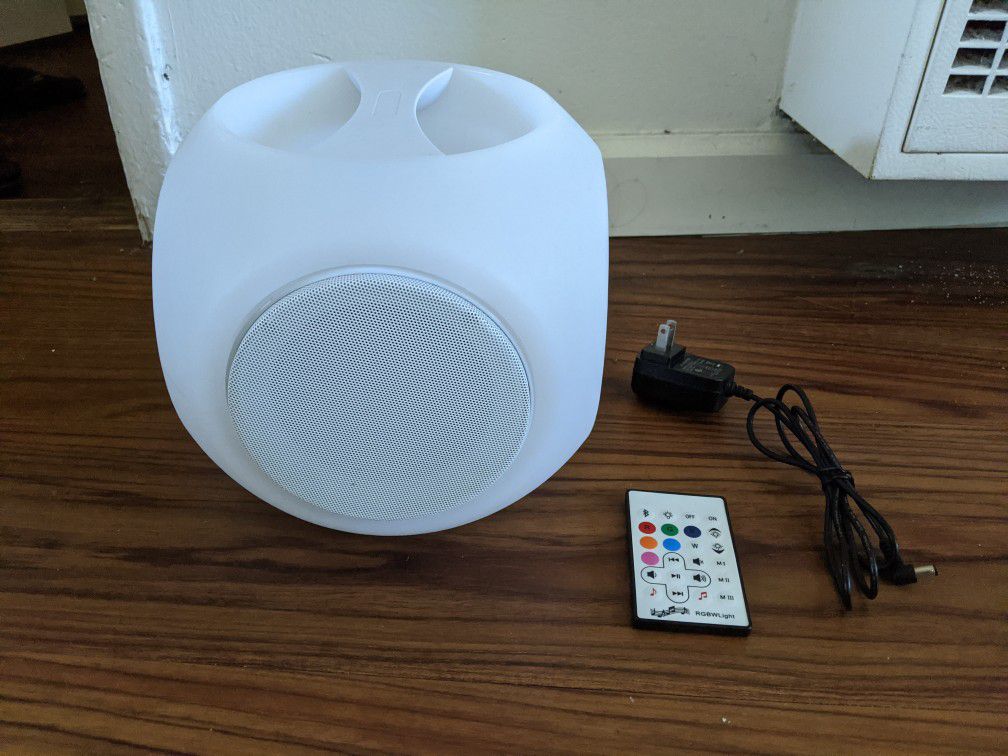 Wireless Bluetooth speaker