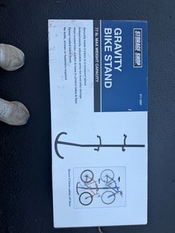 Gravity bike rack holds 2 bikes