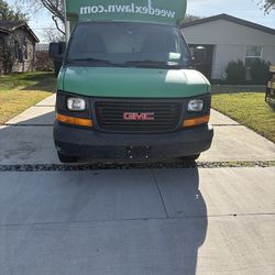 2015 GMC Savannah commercial cut away 3500 van