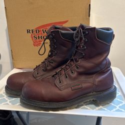 Style 2408 Red Wing SUPERSOLE® 2.0 MEN'S 8-INCH SAFETY TOE BOOT Size 9.5EE