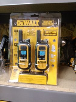 DEWALT HEAVY DUTY WALKIE-TALKIE