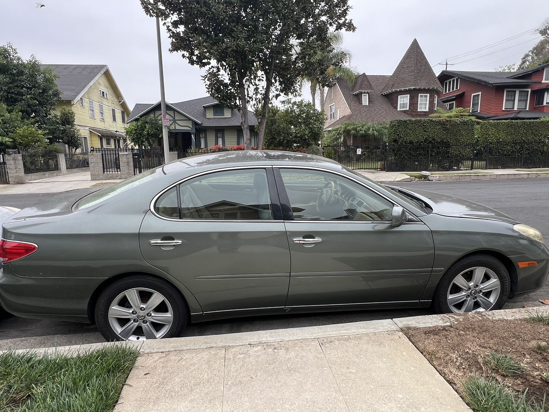 2005 Lexus ES