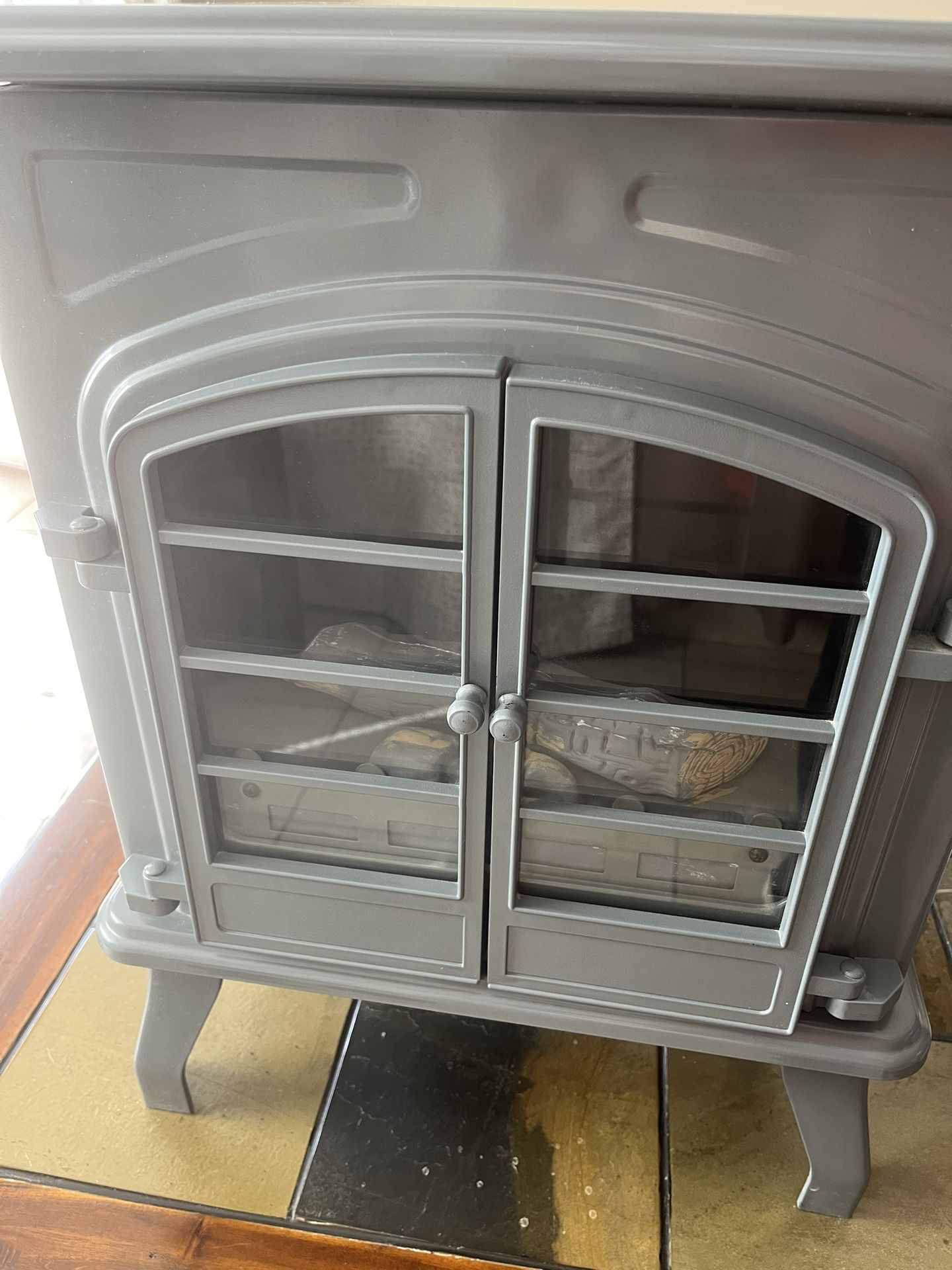 Electric Heater Very Nice Working Condition $60. Mpu 