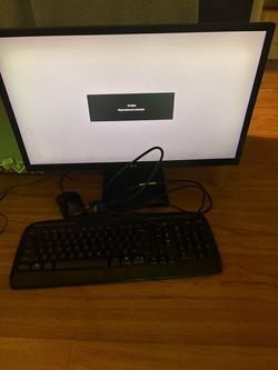 24in LG flat screen monitor black with wireless keyboard and mouse