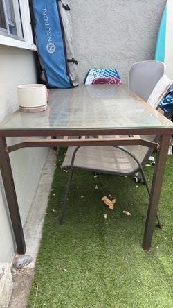 Glass Table with 4 chairs