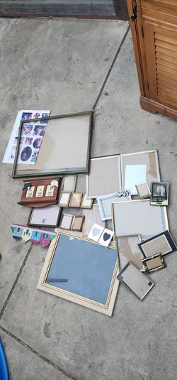 Picture  frames lot