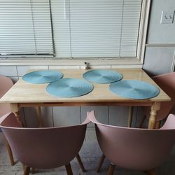 Dinner Table 