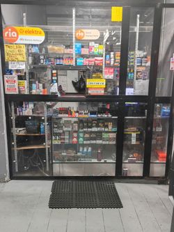 Mini market