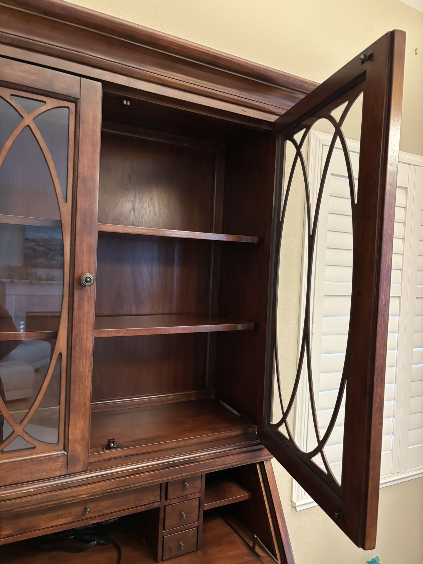 Secretary Desk With Hutch