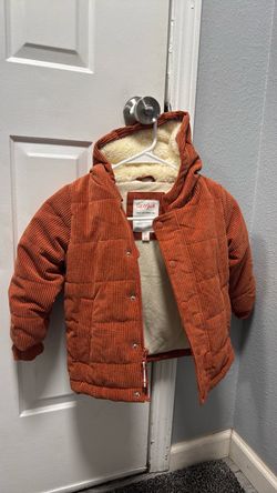 Little boy jacket size 2, in perfect condition