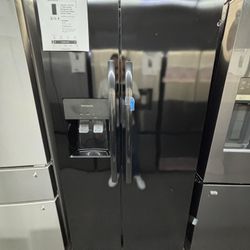 New Frigidaire Refrigerator Side By Side