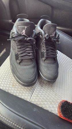 Jordan 4 Black Cat