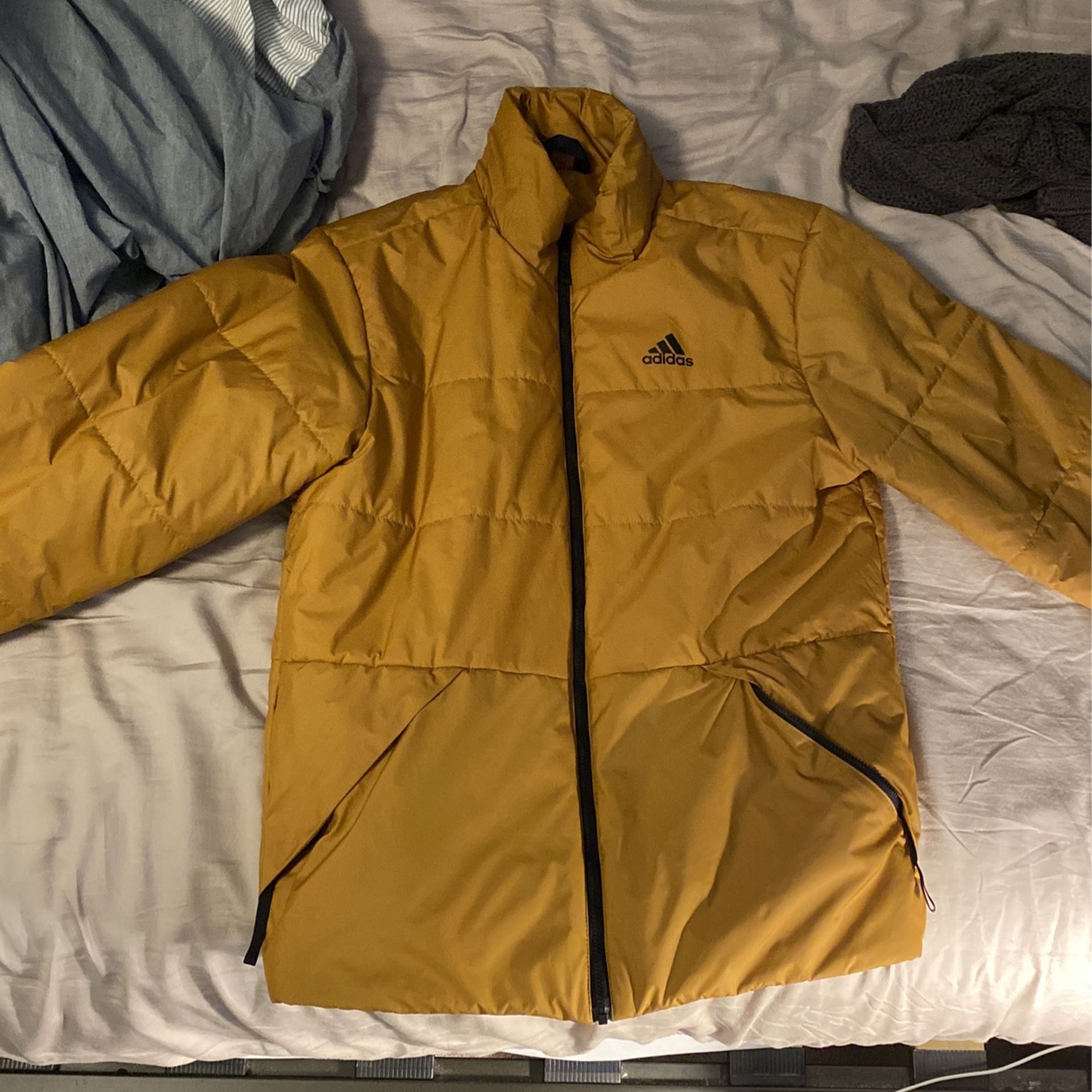 Mens Small Adidas Puffy