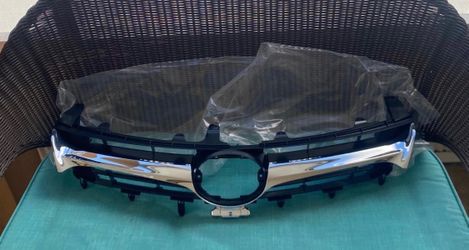 Car Front Grille with Chrome Trim Camry 2015