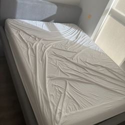 Modern Queen size Bed Frame + Mattress 