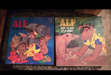 Vintage 1989 ALF books