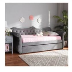 Twin daybed with Trundle