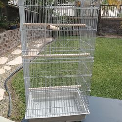 2 Bird cages, food and accessories