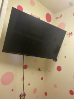 Tv for sale !