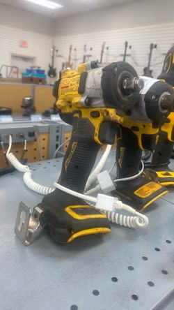 Dewalt drill butterfly impact wrench drill