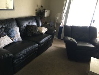 3 Pc black leather reclining sofa with 1 pc recliner.