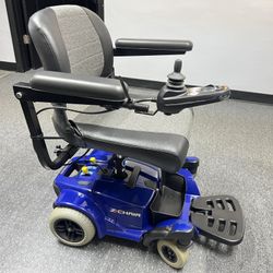 Pride Z-Chair Power Chair – Clean, New Batteries, Easy to Transport