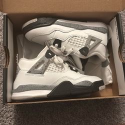 Jordan 4s