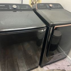 Gorgeous Samsung Top‑Load Washer + Electric Dryer