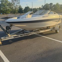 Larson Bow Rider $4,000 OBO 