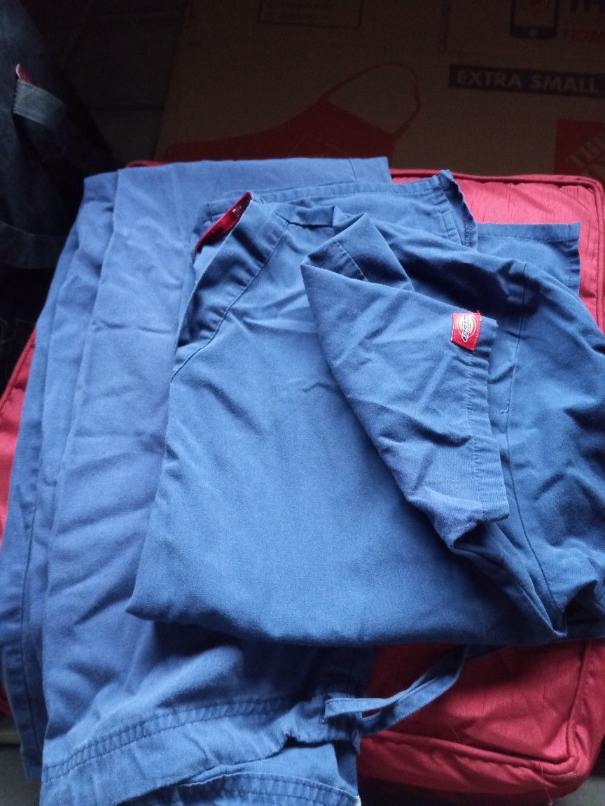 Scrubs Size XS -S Very Good Condition $10 Each Set