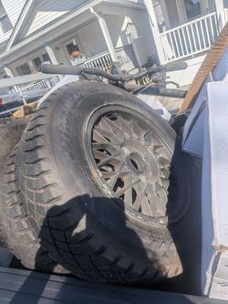 Bmw tires 185 /70/ R14