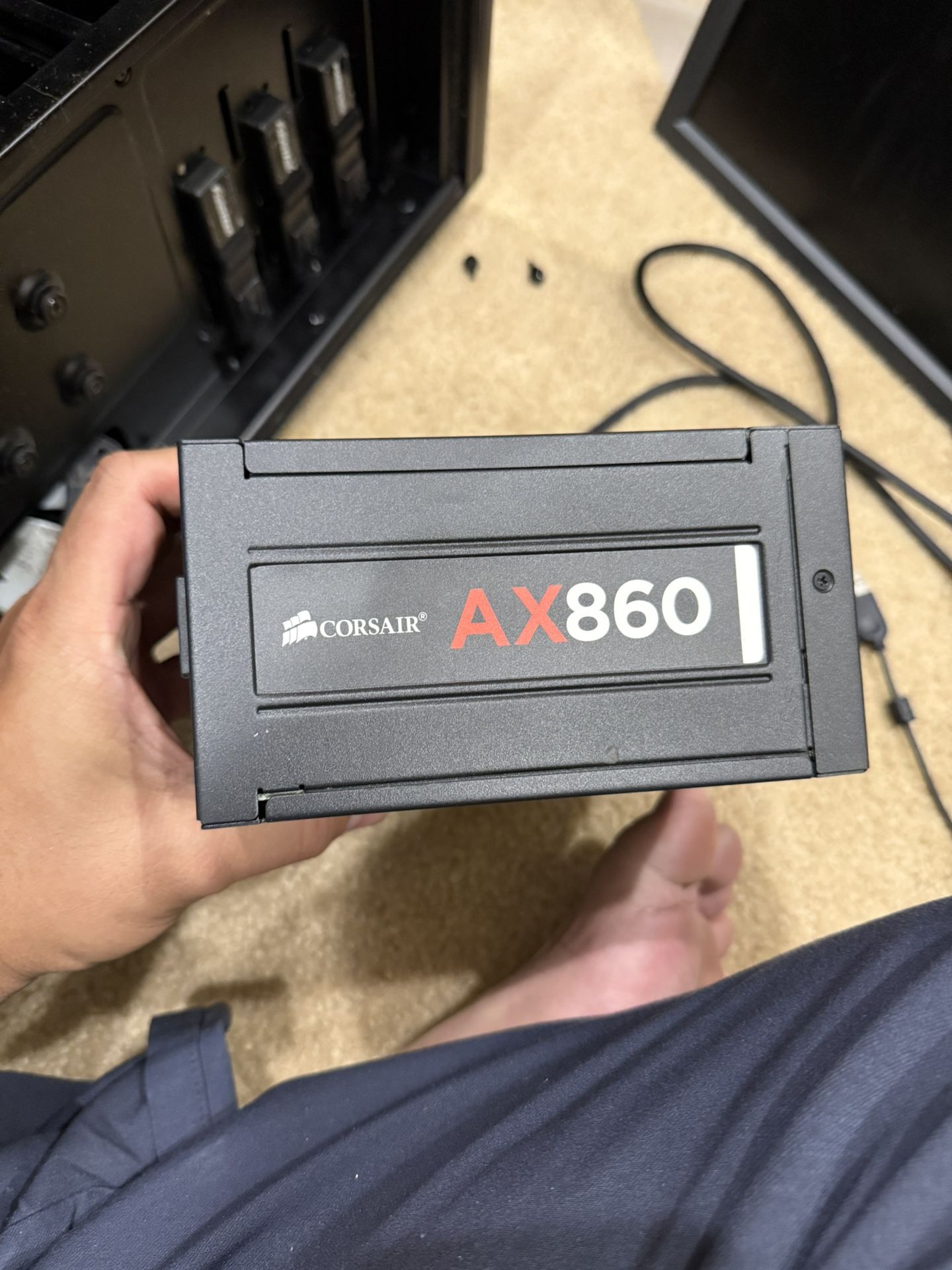 AX860 ATX Power Supply — 860 Watt 80 PLUS® PLATINUM Certified Fully-Modular PSU
